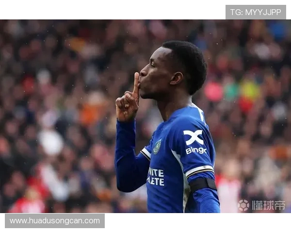 斯基拉：曼联询价道格拉斯・路易斯，尤文坚拒 5000 万回购条款